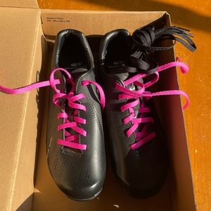 Pearl Izumi women’s sugar road black cycling shoes